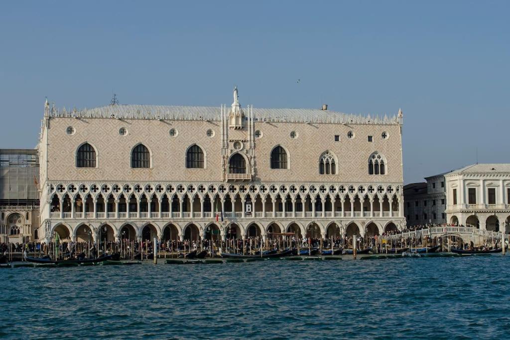 Ca' De Mezo Near San Marco Appartement